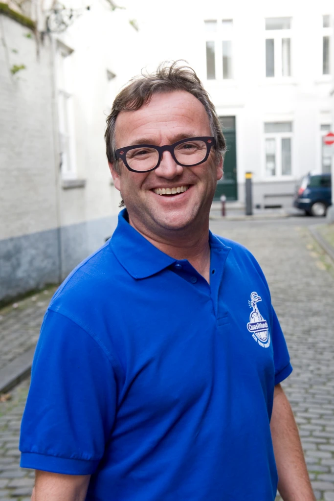 Dirk F.